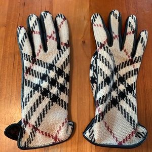 Burberry gloves